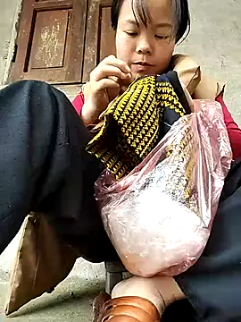 Snapshot of Rioo122 chatting on 11.16.25 Rioo122 online show from 11.16.25