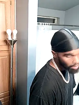 EbonyKing69 online show from 12.19.25