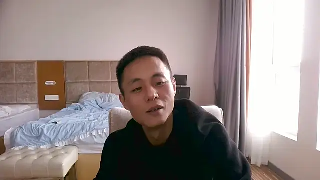 Tsia-Die online show from 11.05.25