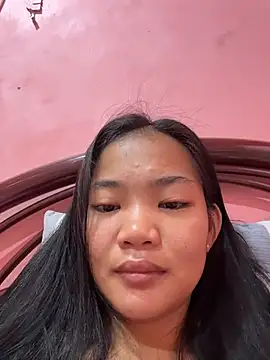 Snapshot of princess_janine chatting on 10.27.25 princess janine online show from 10.27.25