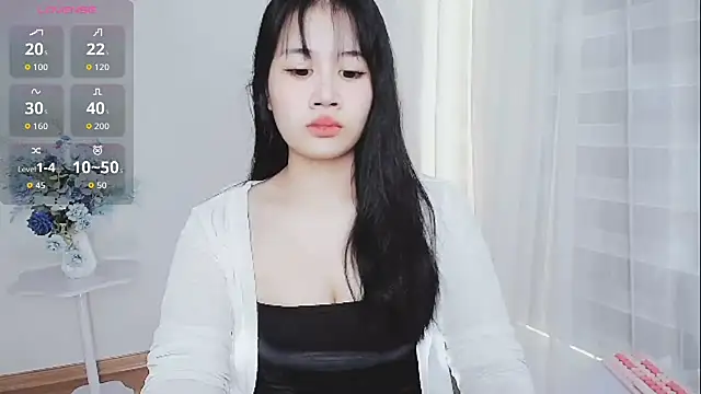 -Rose-Lucky- online show from 10.26.25