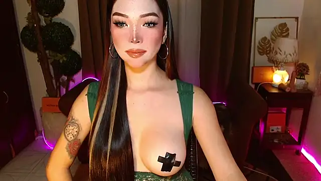 Snapshot of MouthWatering_Ayesha chatting on 02.04.26 MouthWatering Ayesha online show from 02.04.26