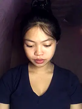 Snapshot of Thy00__ chatting on 10.08.25 Thy00 online show from 10.08.25