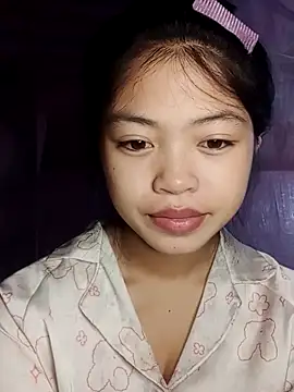 Snapshot of Thy00__ chatting on 10.22.25 Thy00 online show from 10.22.25