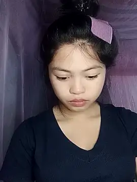 Snapshot of Thy00__ chatting on 10.23.25 Thy00 online show from 10.23.25