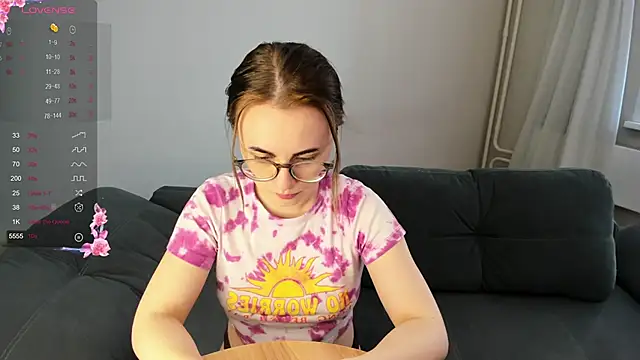 MewStella online show from 01.08.26