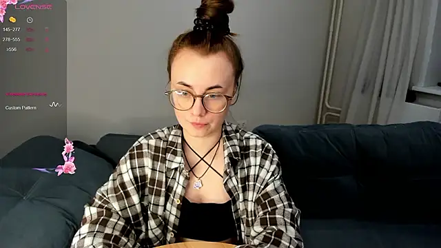 MewStella online show from 02.02.26