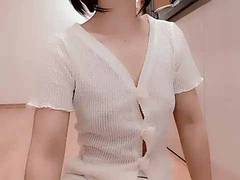 Snapshot of Tea_Mei chatting on 09.29.25 Tea Mei online show from 09.29.25