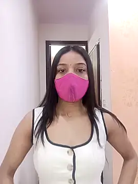 Snapshot of Cute_Rakhi8 chatting on 05.02.26 Cute Rakhi8 online show from 05.02.26