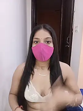 Snapshot of Cute_Rakhi8 chatting on 05.25.26 Cute Rakhi8 online show from 05.25.26