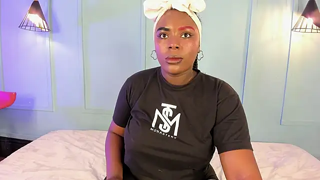 NanyMoreno online show from 04.08.26