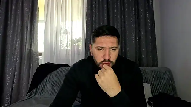 Gold Alpha Boy online show from 10.03.25