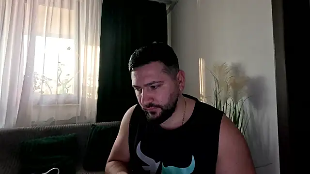 Gold Alpha Boy online show from 01.16.26