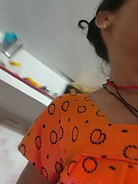 ISHANI-SINGH online show from 07.18.26