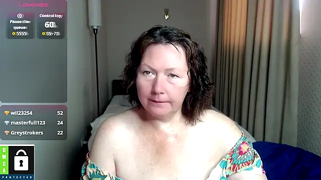 Snapshot of milf_hornys chatting on 09.15.25 milf hornys online show from 09.15.25