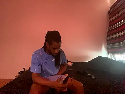 Taydagr8 online show from 09.28.25