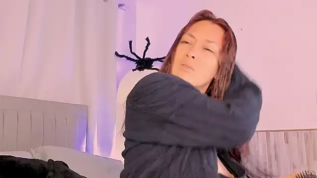 Snapshot of AnastasiaGreey chatting on 10.26.25 AnastasiaGreey online show from 10.26.25