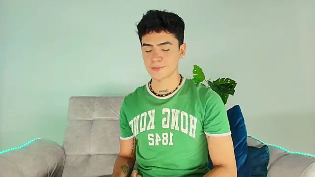 CamiiGuzmanX online show from 10.03.25