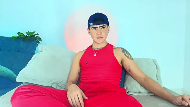 CamiiGuzmanX online show from 11.06.25