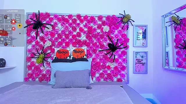 Snapshot of hannah_miller_1 chatting on 10.24.25 hannah miller 1 online show from 10.24.25