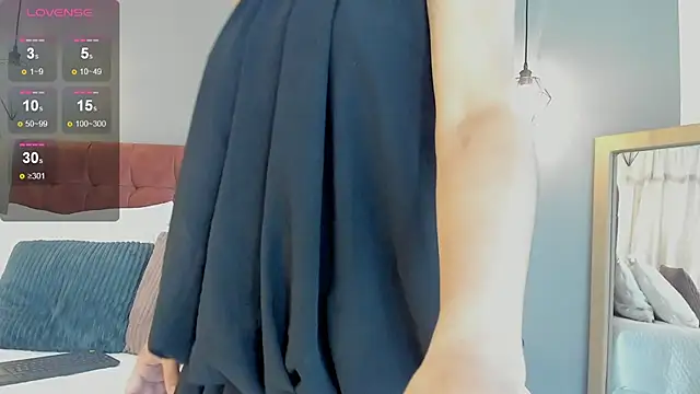 Tania 77  online show from 12.20.25