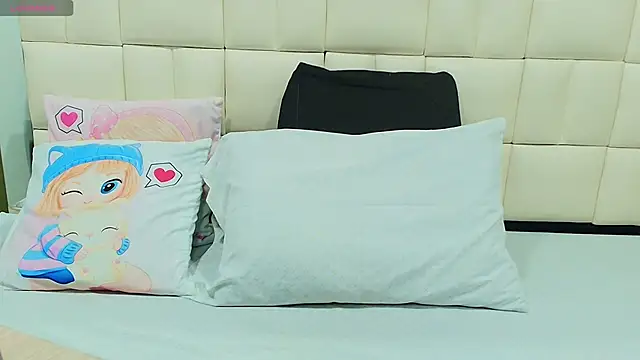 gisell gomez online show from 10.29.25