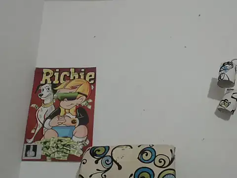 Thomasjons  online show from 10.22.25