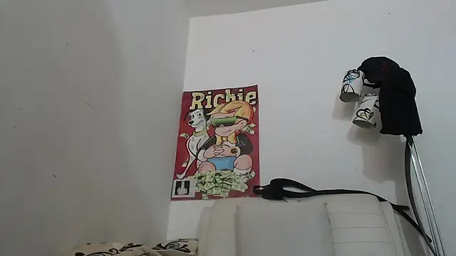 Thomasjons  online show from 12.14.25