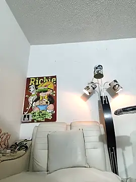 Thomasjons  online show from 02.17.26