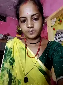 Snapshot of Hot_bbbb chatting on 09.11.25 Hot bbbb online show from 09.11.25