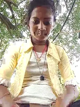 Snapshot of Hot_bbbb chatting on 09.19.25 Hot bbbb online show from 09.19.25