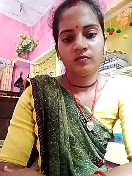 Snapshot of Hot_bbbb chatting on 10.02.25 Hot bbbb online show from 10.02.25