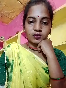 Snapshot of Hot_bbbb chatting on 10.09.25 Hot bbbb online show from 10.09.25