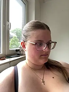 CurvyPaar2 online show from 05.18.26