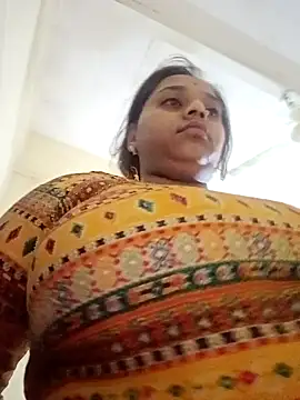 Hot crety online show from 10.12.25