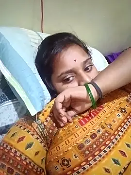 Hot crety online show from 10.16.25