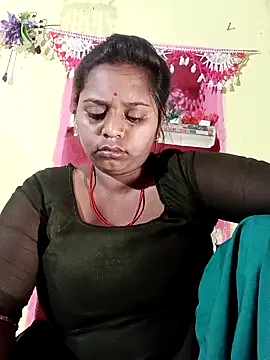 Hot crety online show from 04.10.26