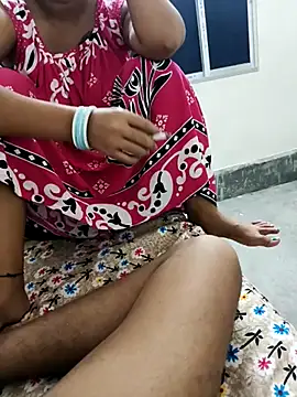 Hotty-Moni online show from 09.19.25
