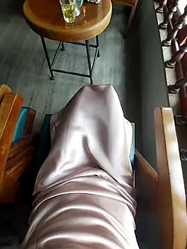 meomeocute online show from 12.19.25