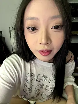 tuzi5201314 online show from 12.02.25