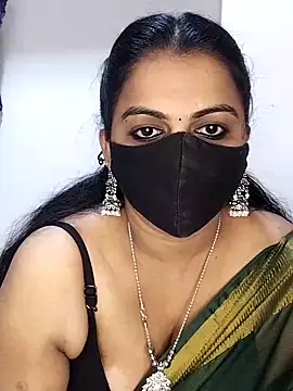Snapshot of sneha_bebo chatting on 09.09.25 sneha bebo online show from 09.09.25