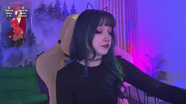 LiliLuna online show from 01.13.26