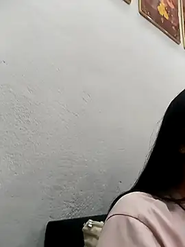 MinhChauXXX19 online show from 03.10.26