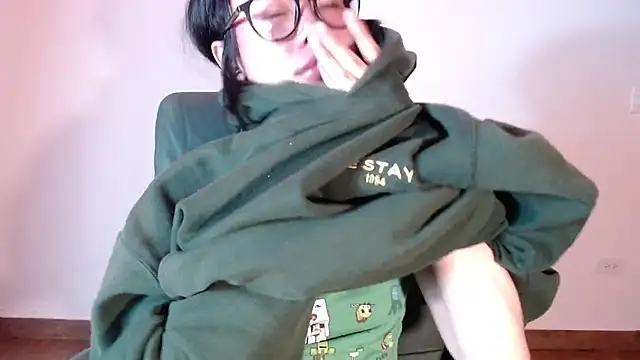  mavis2 online show from 10.07.25