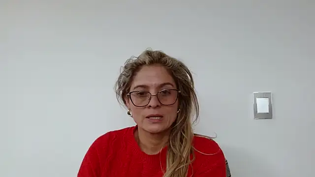 linda-mature43 online show from 09.26.25