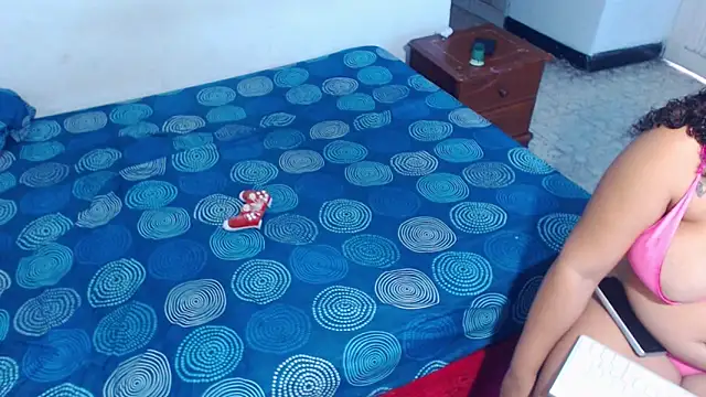 Snapshot of couplehotfantasies chatting on 09.13.25 couplehotfantasies online show from 09.13.25