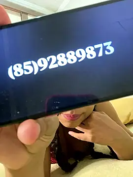 Snapshot of jhennyfer chatting on 01.13.26 jhennyfer online show from 01.13.26