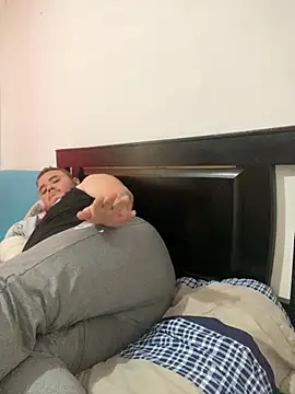 Snapshot of Chimbo-1996 chatting on 09.28.25 Chimbo-1996 online show from 09.28.25