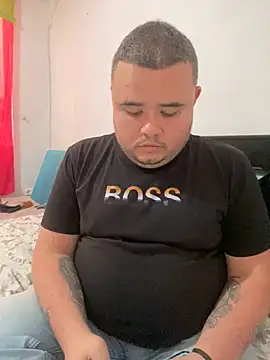 Snapshot of Chimbo-1996 chatting on 10.08.25 Chimbo-1996 online show from 10.08.25