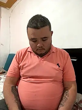 Snapshot of Chimbo-1996 chatting on 10.11.25 Chimbo-1996 online show from 10.11.25